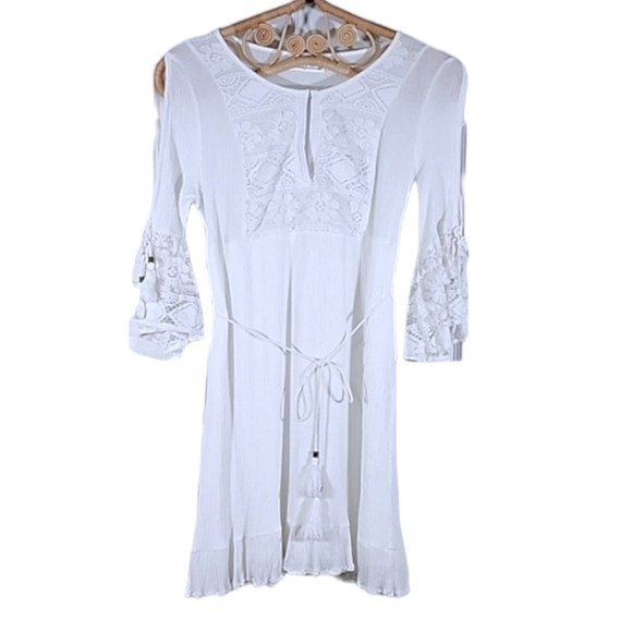 Shyanne Dresses & Skirts - ⭐️Shyanne white dress with lace bell sleeve lace front detail size L